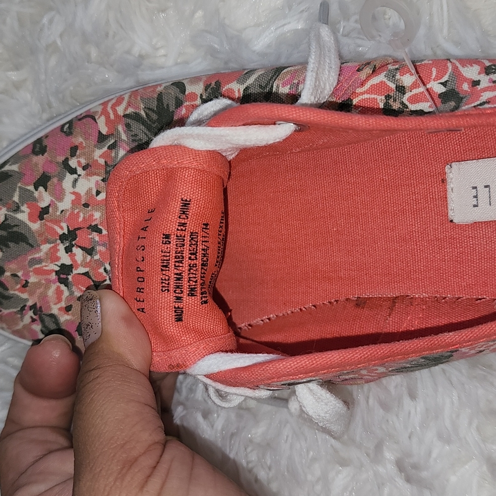 AEROPOSTALE  floral shoes - Picture 6 of 8